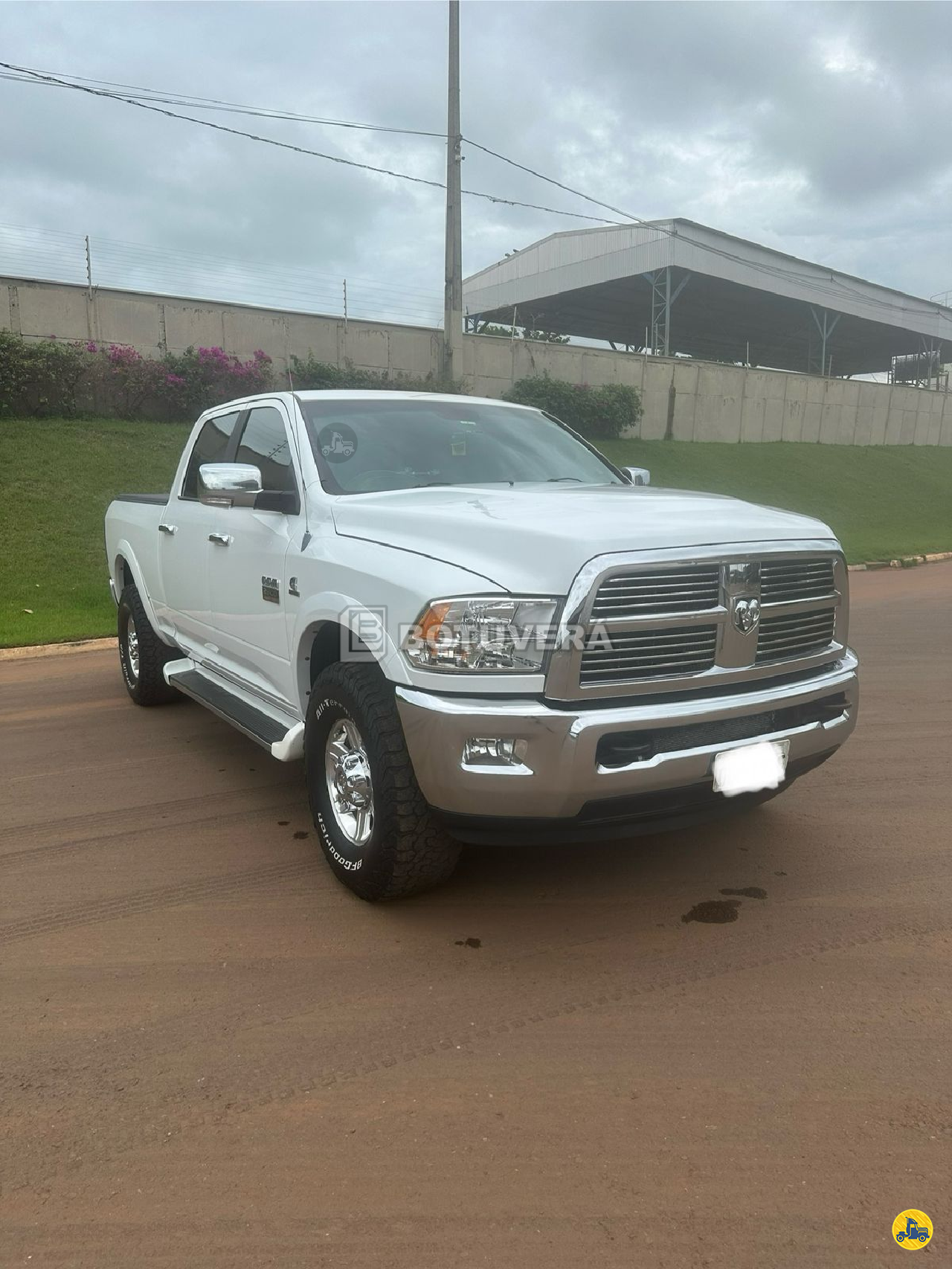 CARRO DODGE Ram 6.7 2500 Laramie Seminovos Botuverá RONDONOPOLIS MATO GROSSO MT